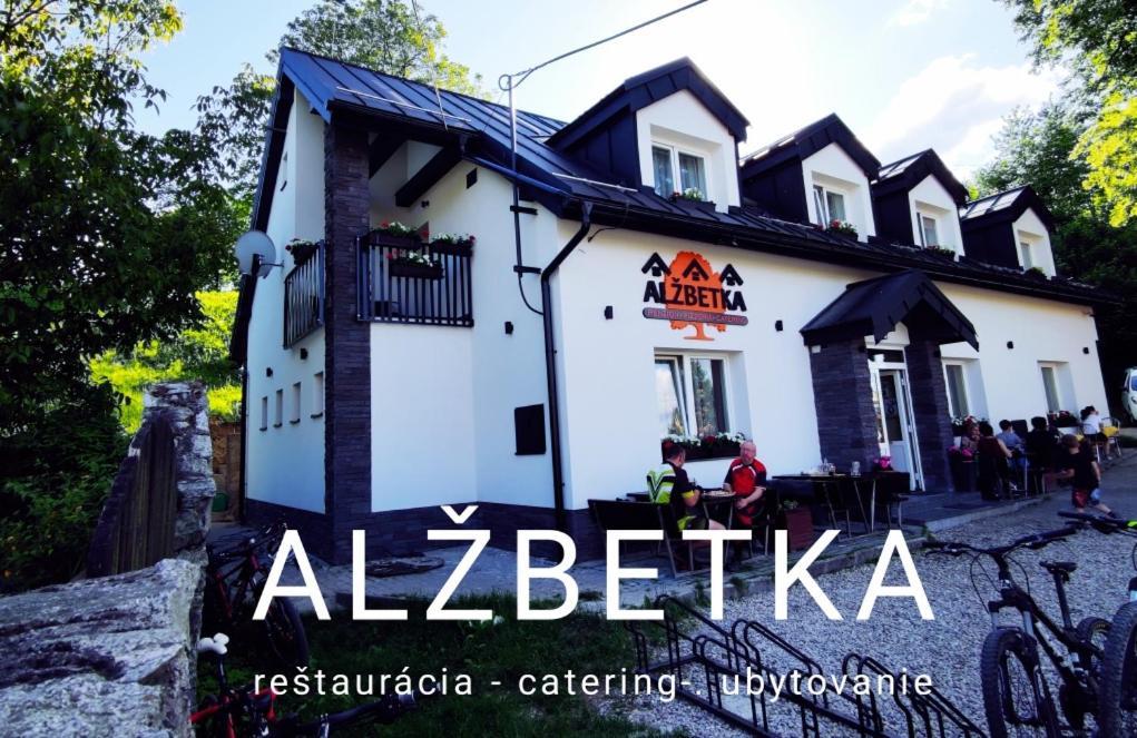Hotel Pizzeria Alzbetka Strecno Zewnętrze zdjęcie
