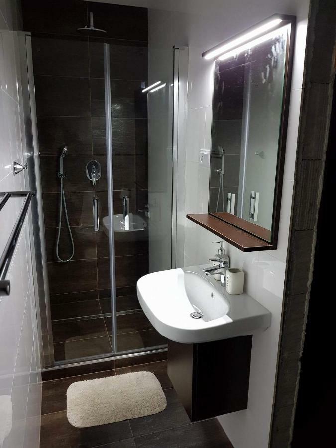 Hotel Pizzeria Alzbetka Strecno Zewnętrze zdjęcie